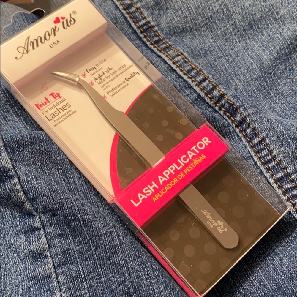 LASH APPLICATOR